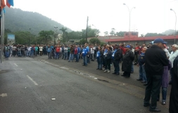Sindicato apoia greve dos trabalhadores (as) da Usinimas, em Cubatão 03/09/2015