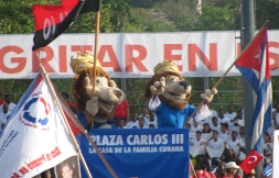Sindicato participa de ato de 1º de maio em Cuba 2014
